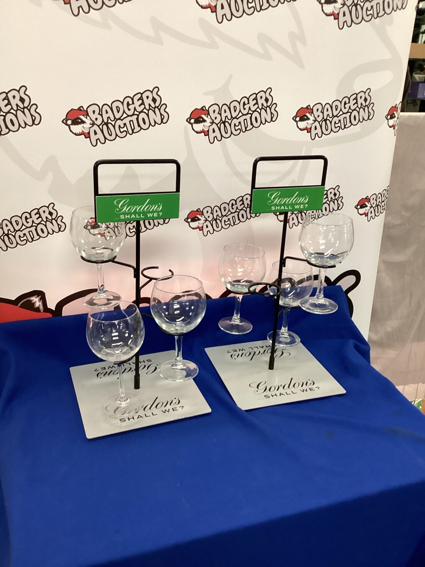 699 Two Gordons Gin Glass Stands