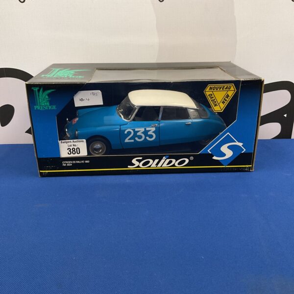 Boxed prestige solido 1963 citroen ds rallye model