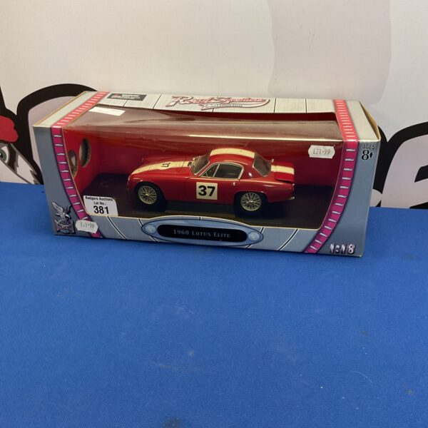 Road Signature 1960 Lotus Elite model car in box.
