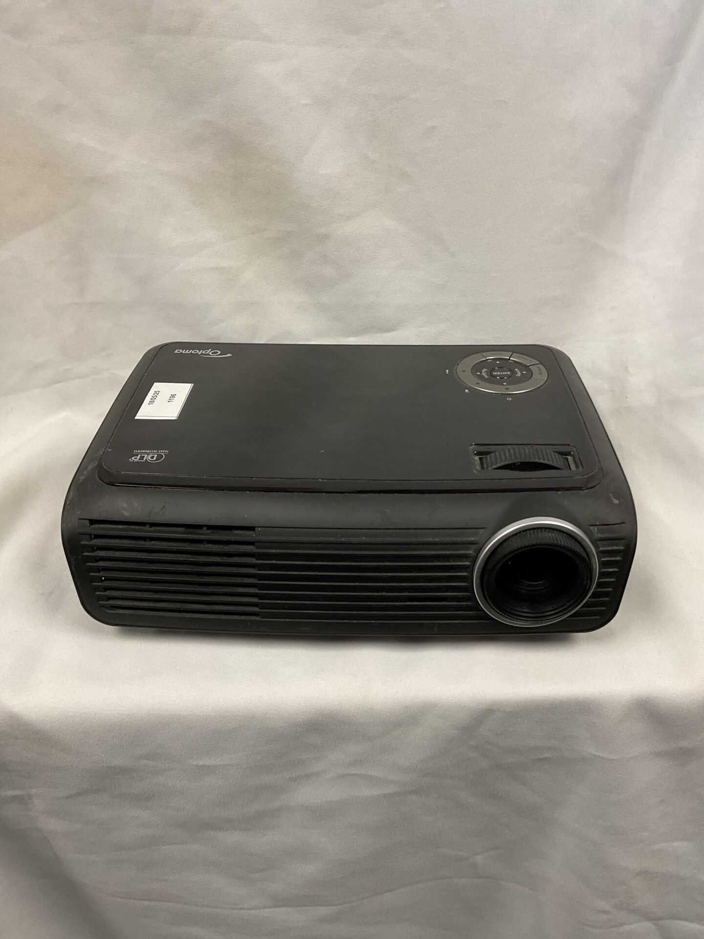 091 Optoma hd700x hdmi projector