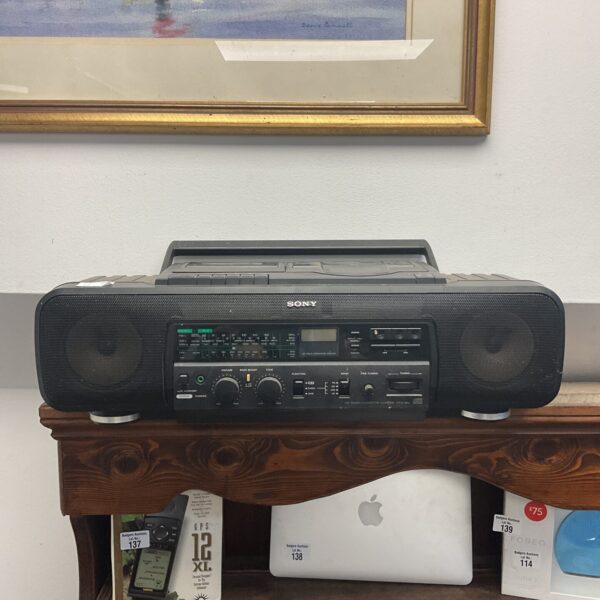 Vintage Sony CFD-60L boombox radio cassette player