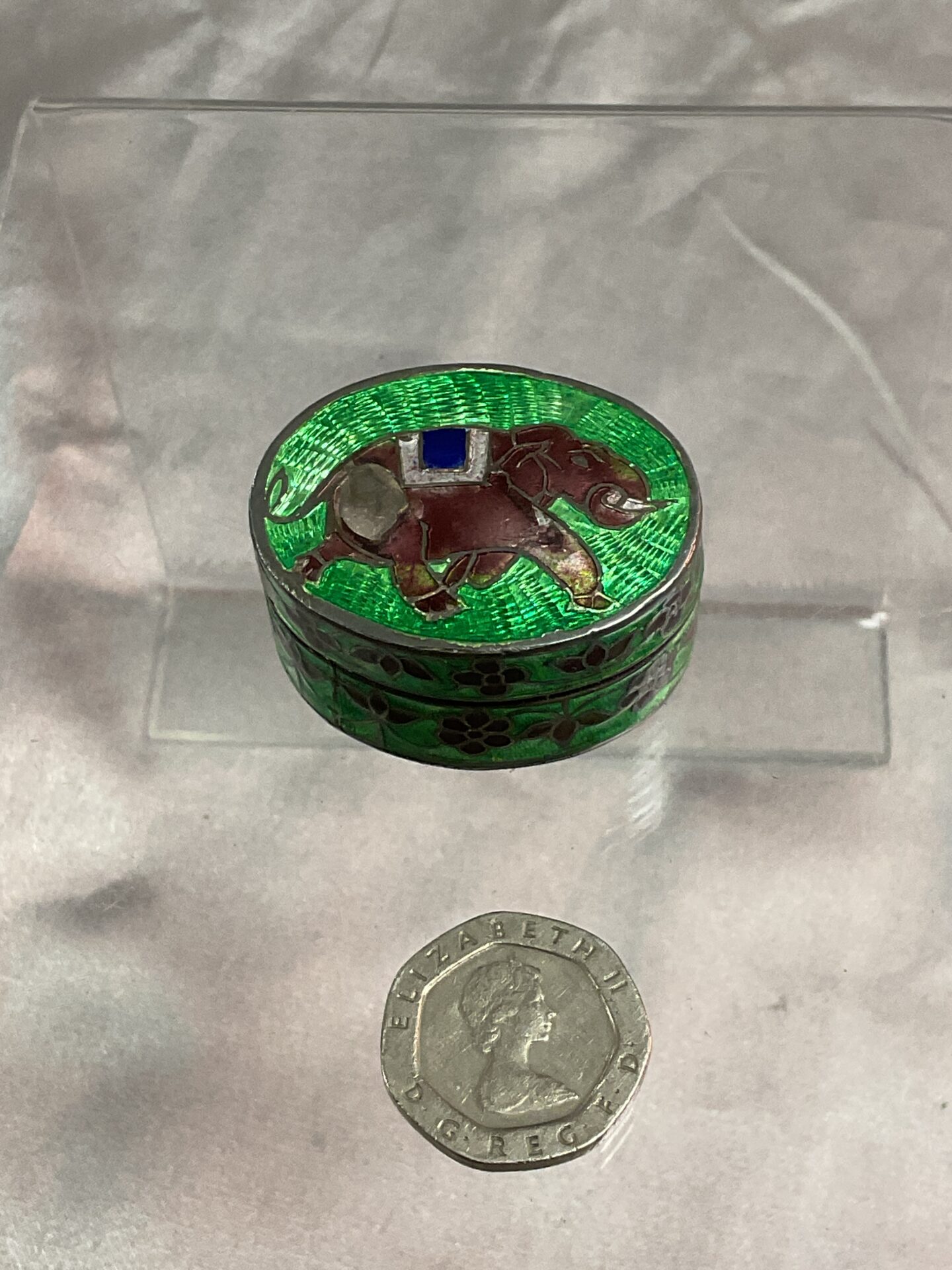 796 925 Silver Enamelled Pill pot