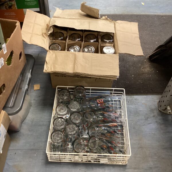 Lot of Brixton pint glasses for pub or bar use.