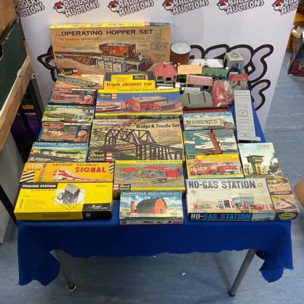 Vintage lot of model kits including Revell, Airfix, and Aurora brands.