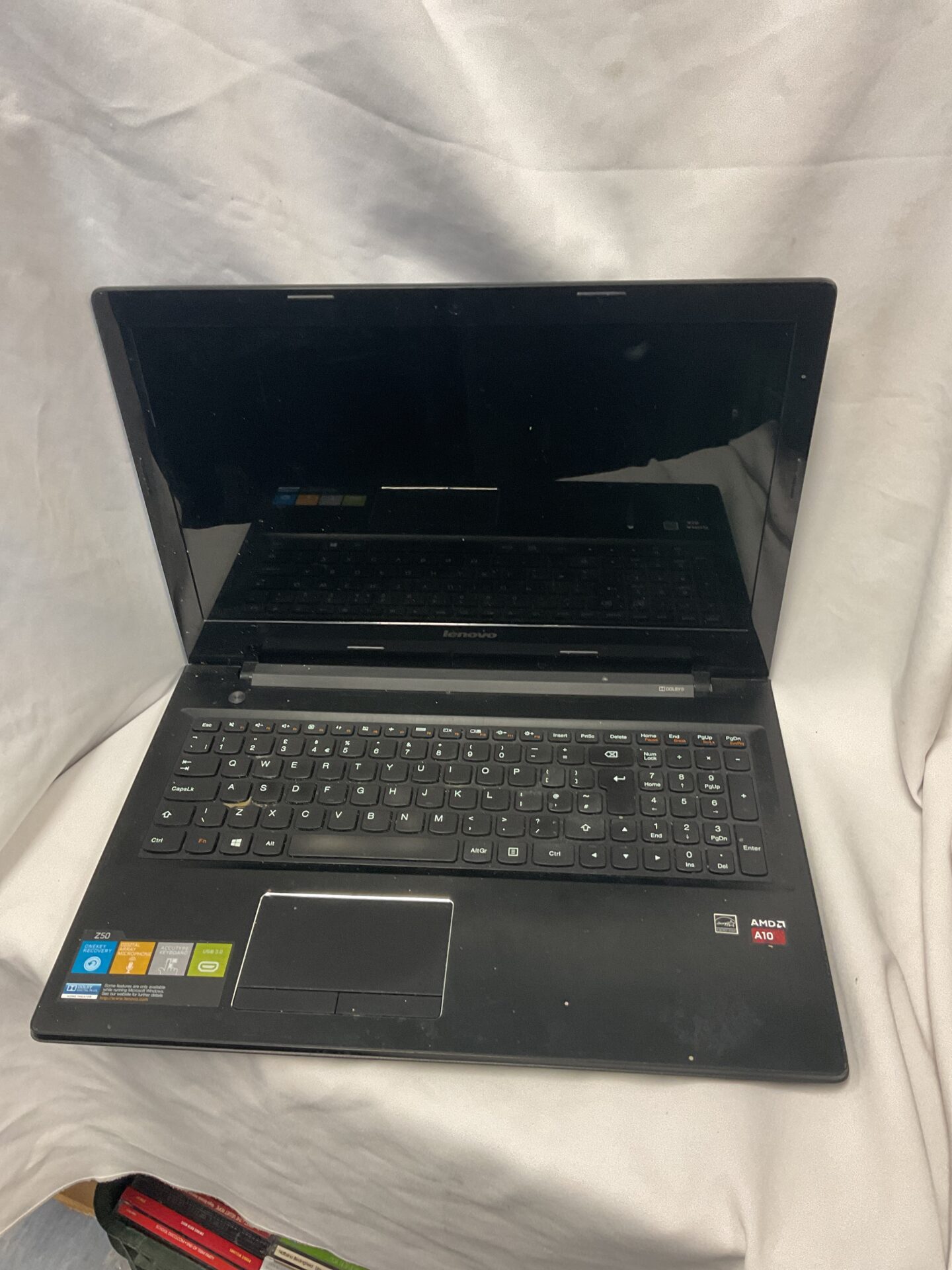 144 Lenovo z50 amd a10 laptop