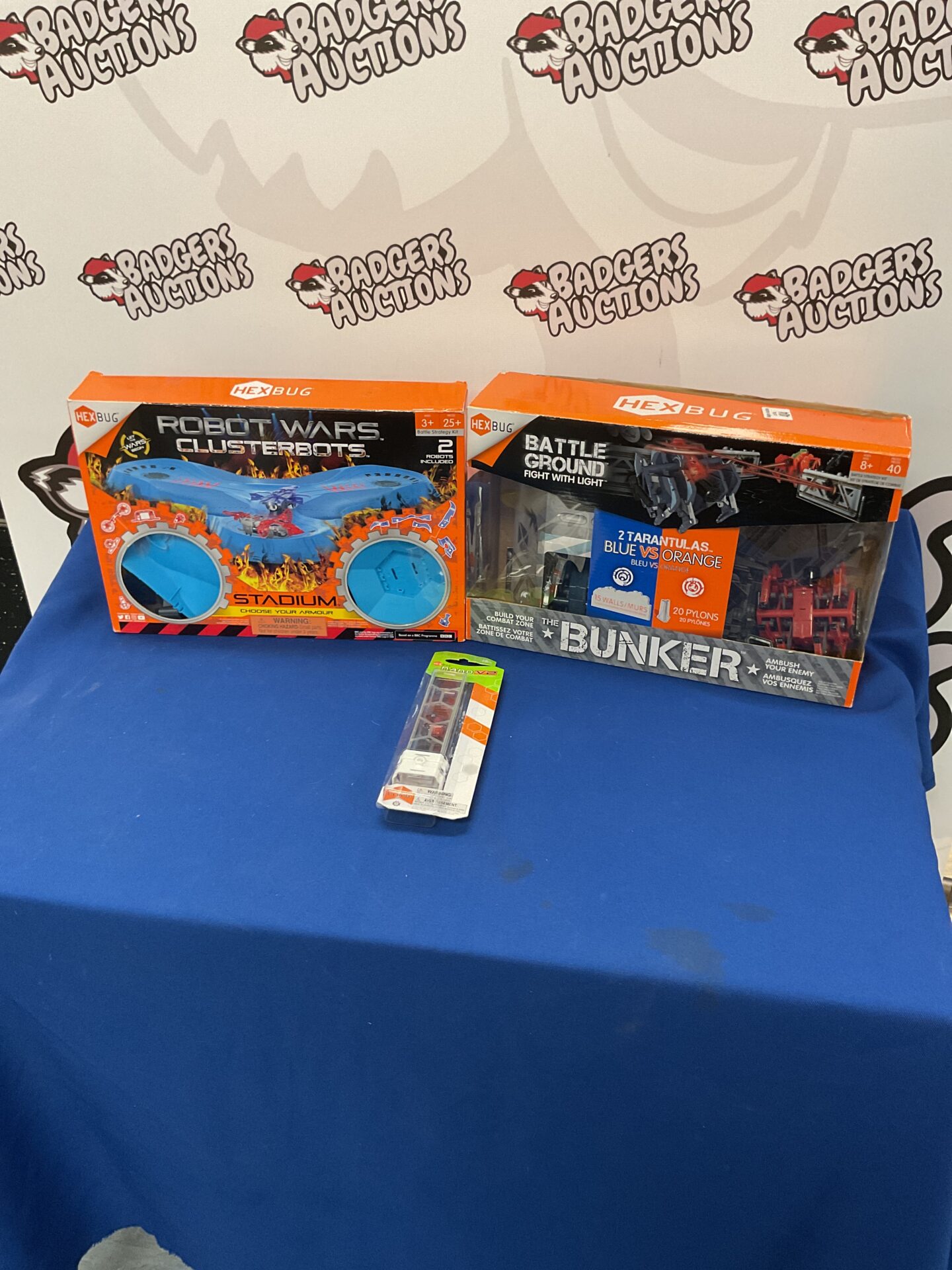 397 Two boxed hexbugs sets with new nano v2 bug