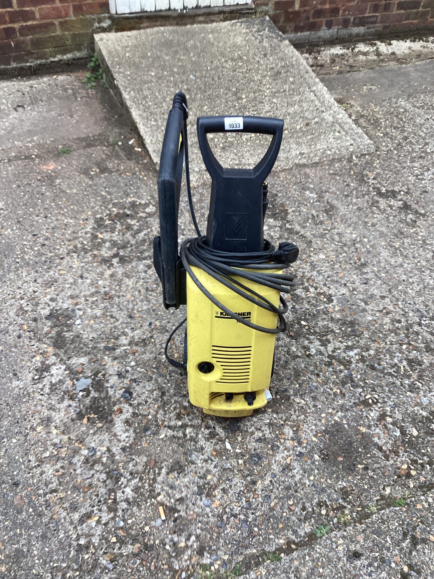 1033 Karcher power washer sold as seen