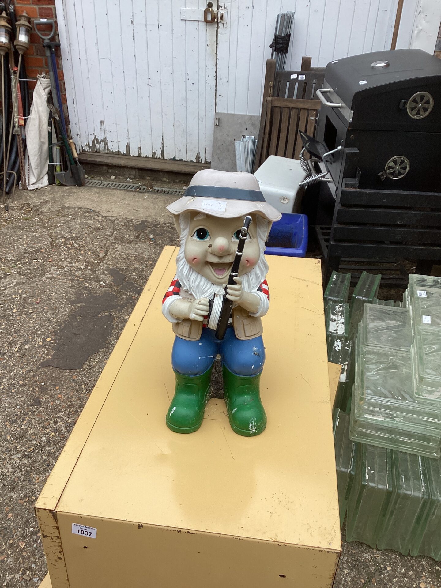 1077 Fishing gnome ornament