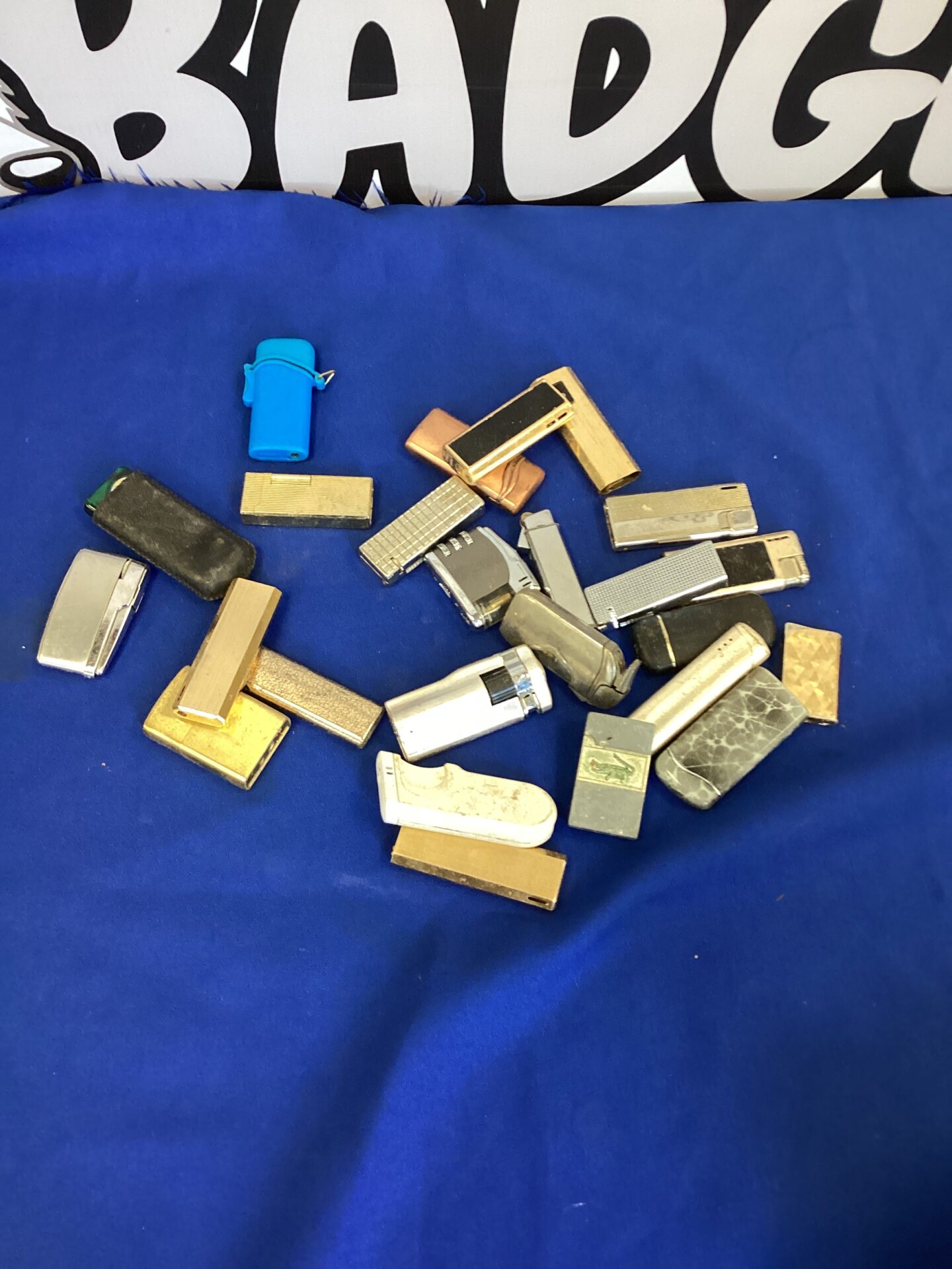 230 Selection of vintage Lighters