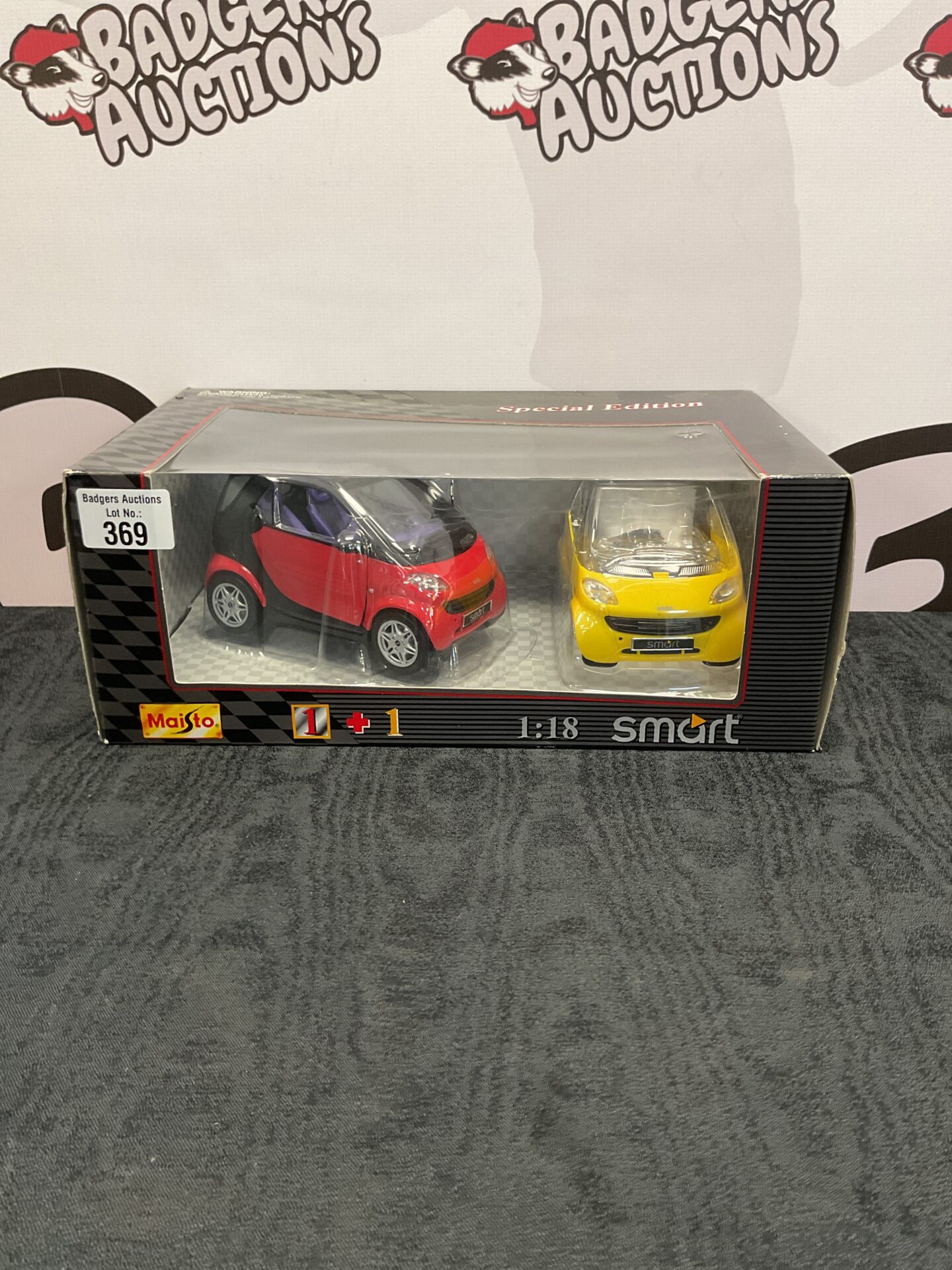 369 Boxed maisto smart car diecast models
