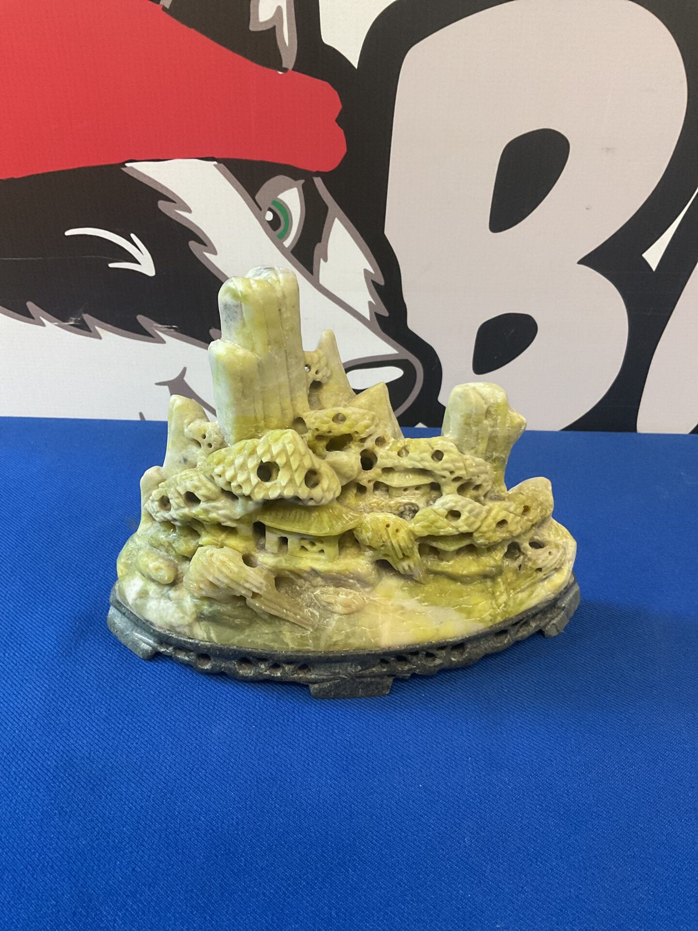040 Chinese jadeite carved sculpture