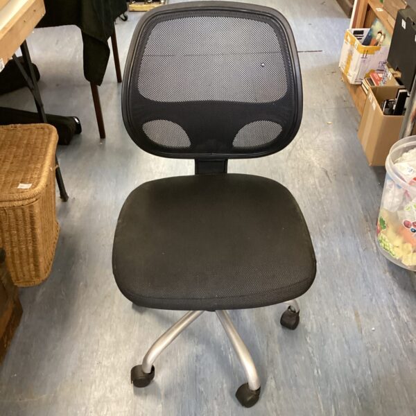 Black office swivel chair with mesh back and rolling casters.