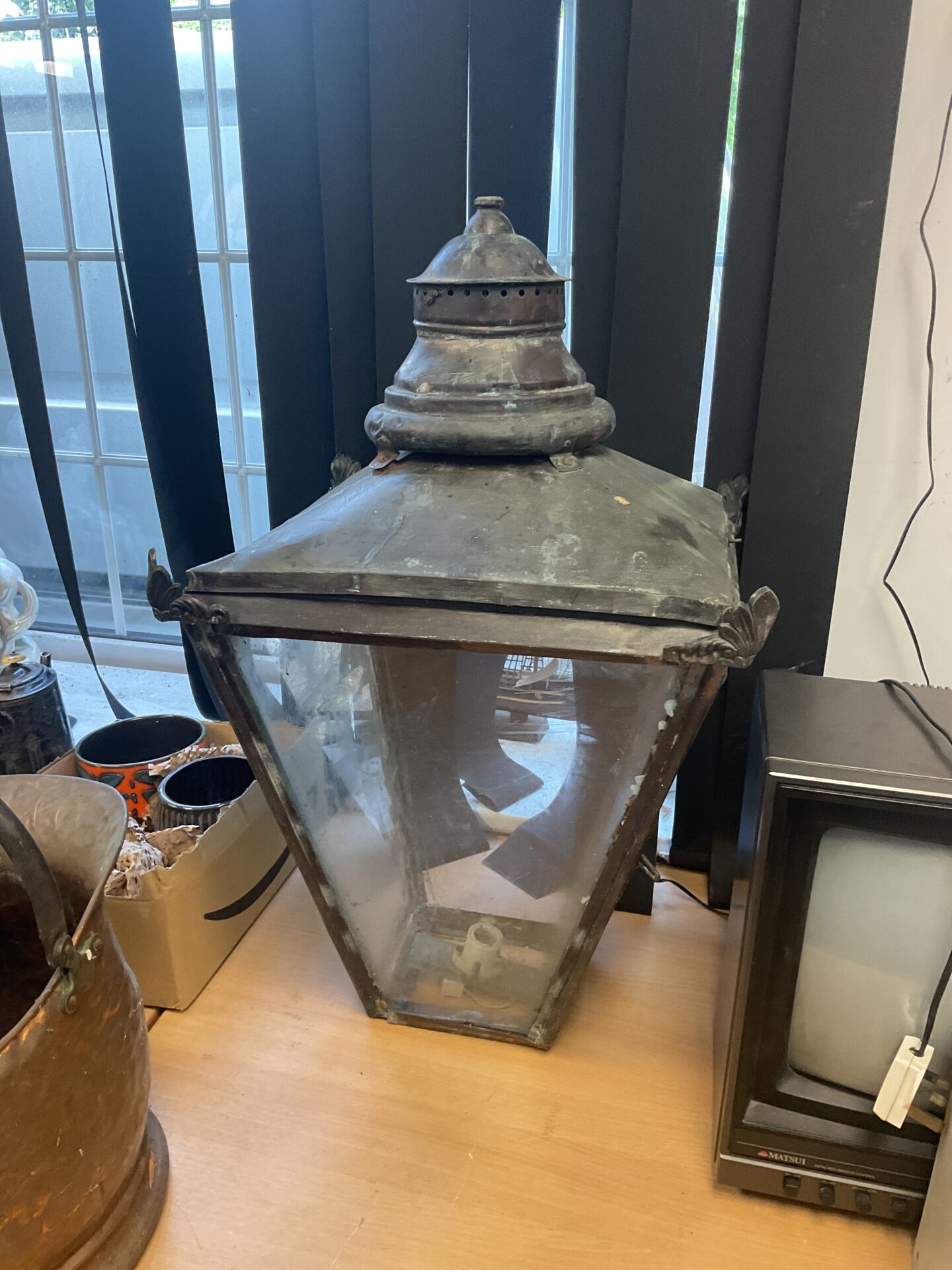063 Large Victorian copper street lamp head