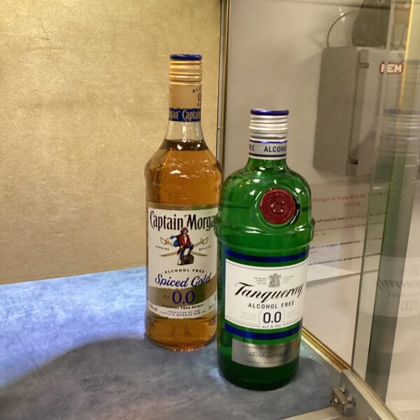 Two bottles of 0% alcohol rum and gin for mocktails.