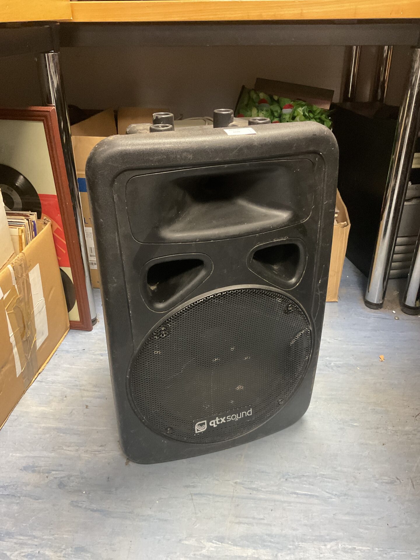 121 Qtx sound pa speaker