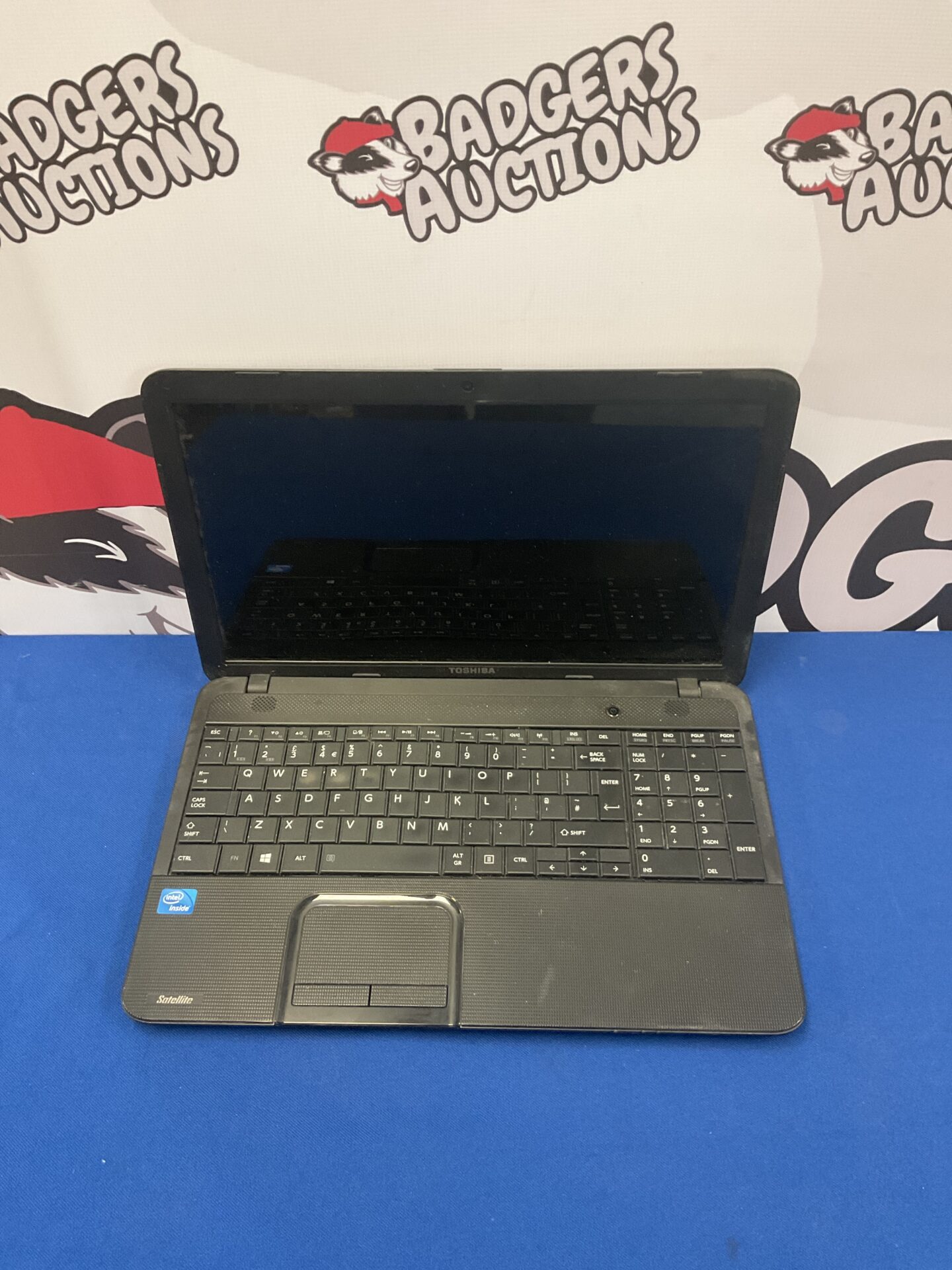 153 Toshiba satellite c850-1g5 laptop