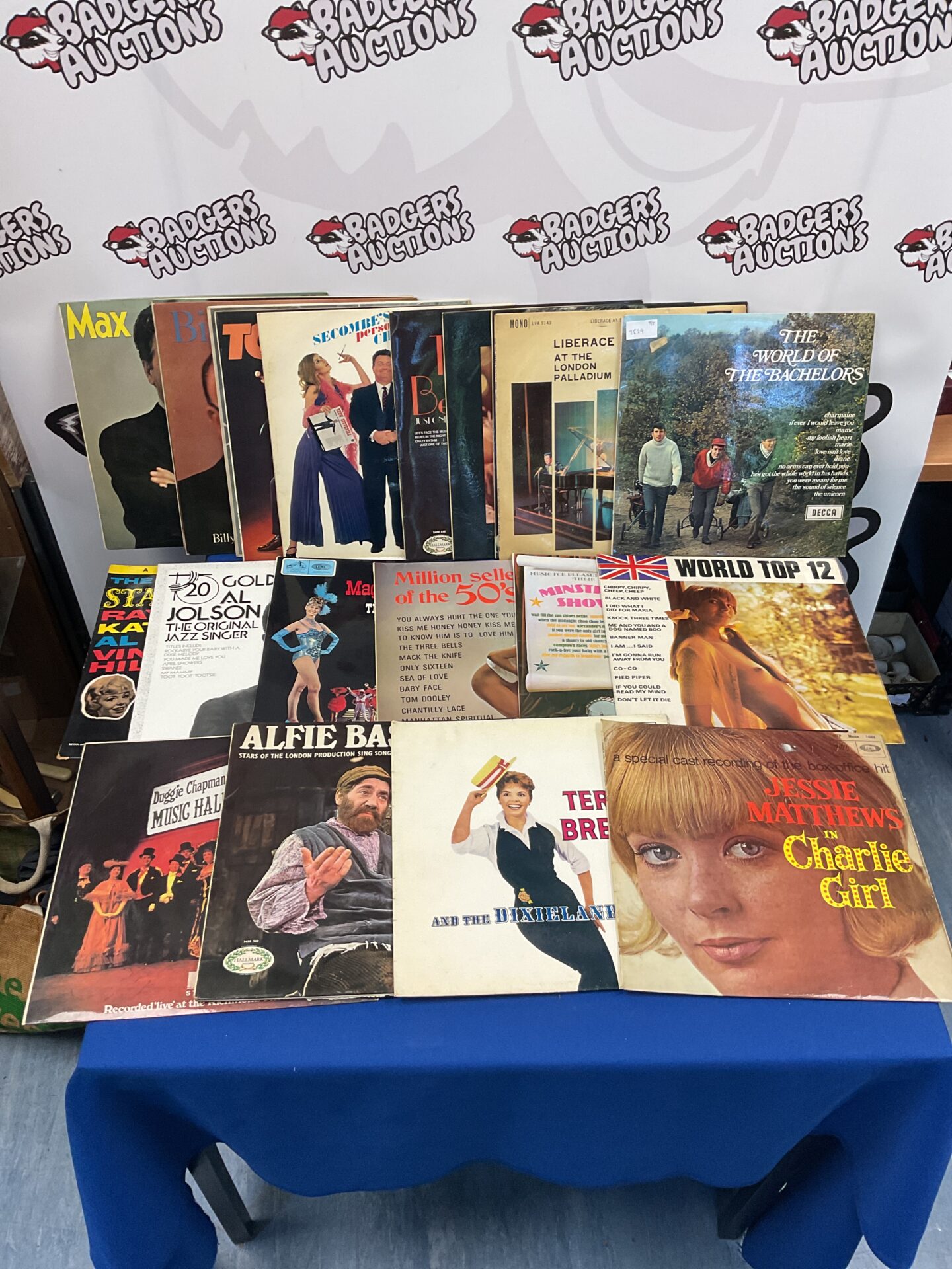 165 Selection of 12” vinyl records