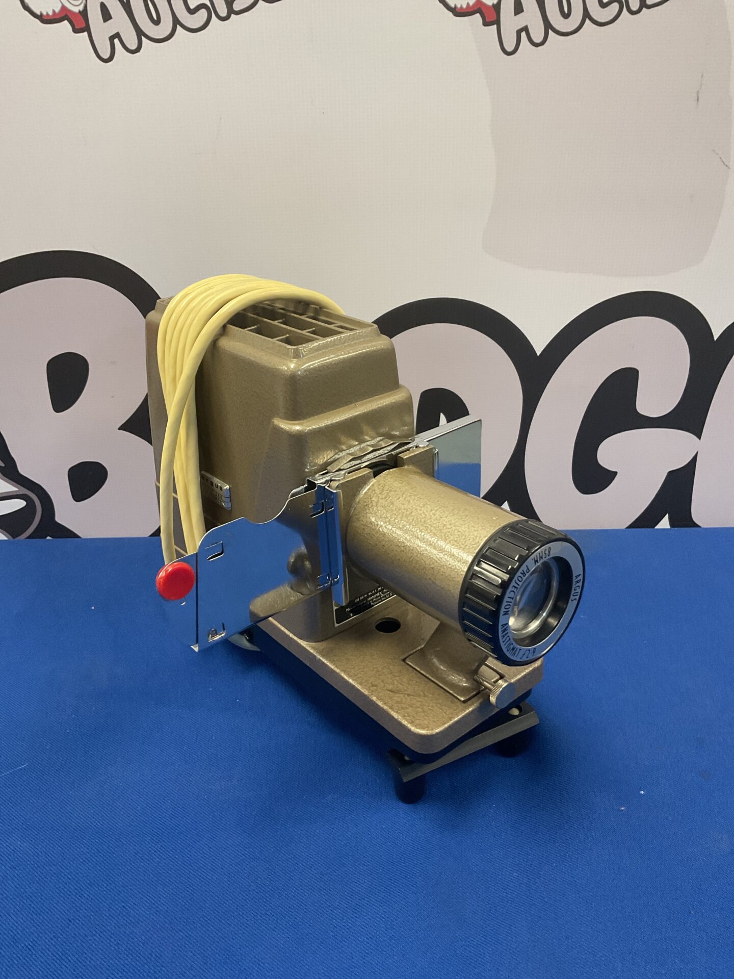 174 Argus mk2 300 35mm slide projector