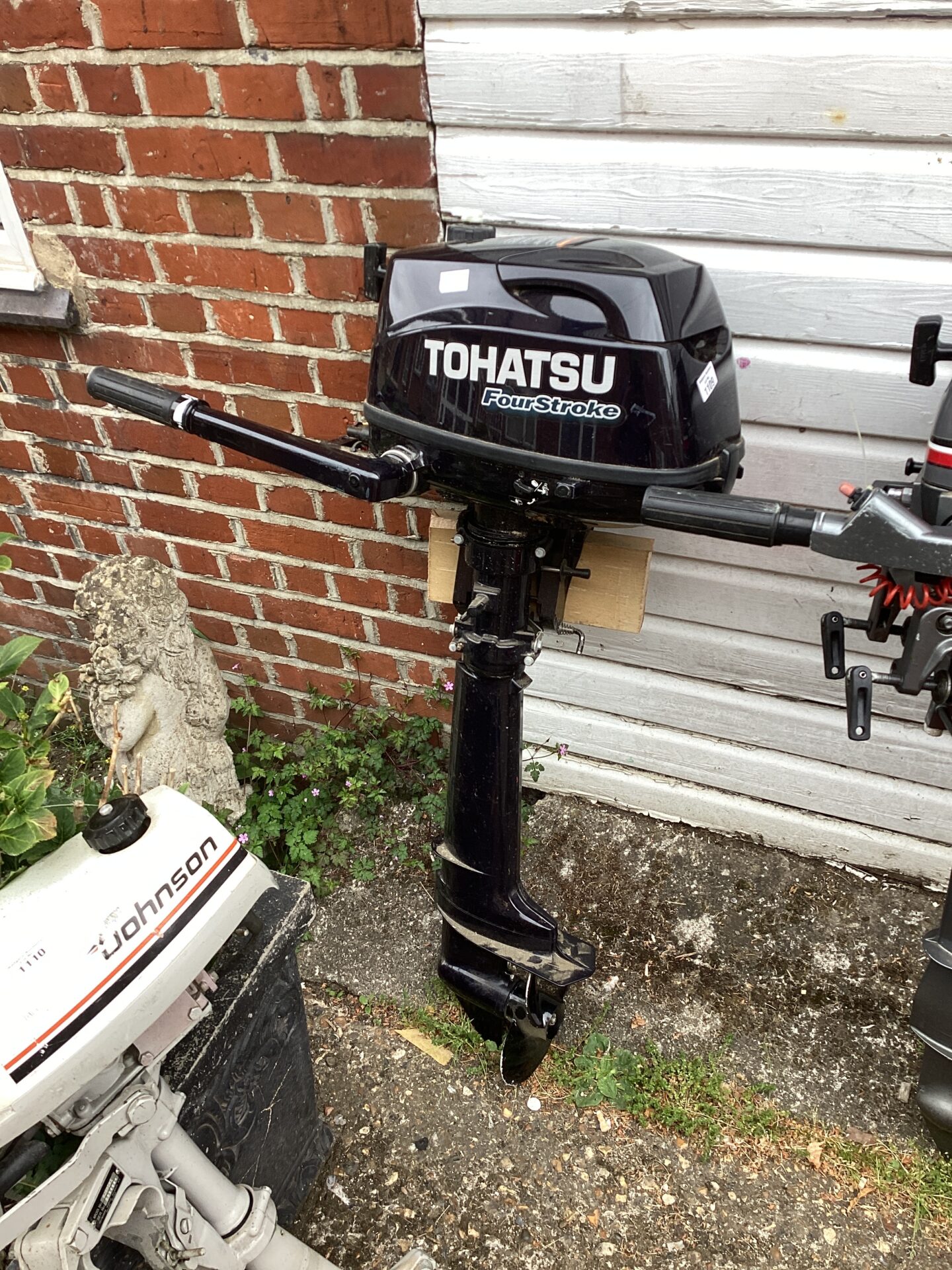 1109 Tohatsu four stroke outboard motor