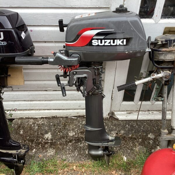 Suzuki 4 horsepower outboard motor for small boats.