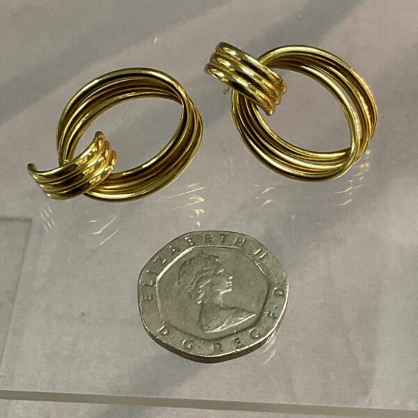 Pair of 9ct yellow gold hooped earrings, classic jewellery design.