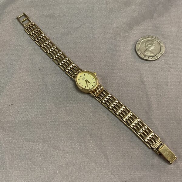 Vintage Rotary ladies wristwatch with 9ct gold bracelet.