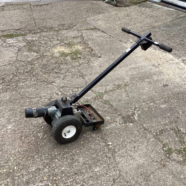 Electric boat trolley for moving dinghies and small boats.