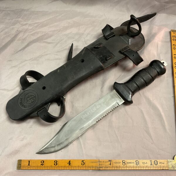 Vintage Spartan Ka 2 divers knife with sheath.