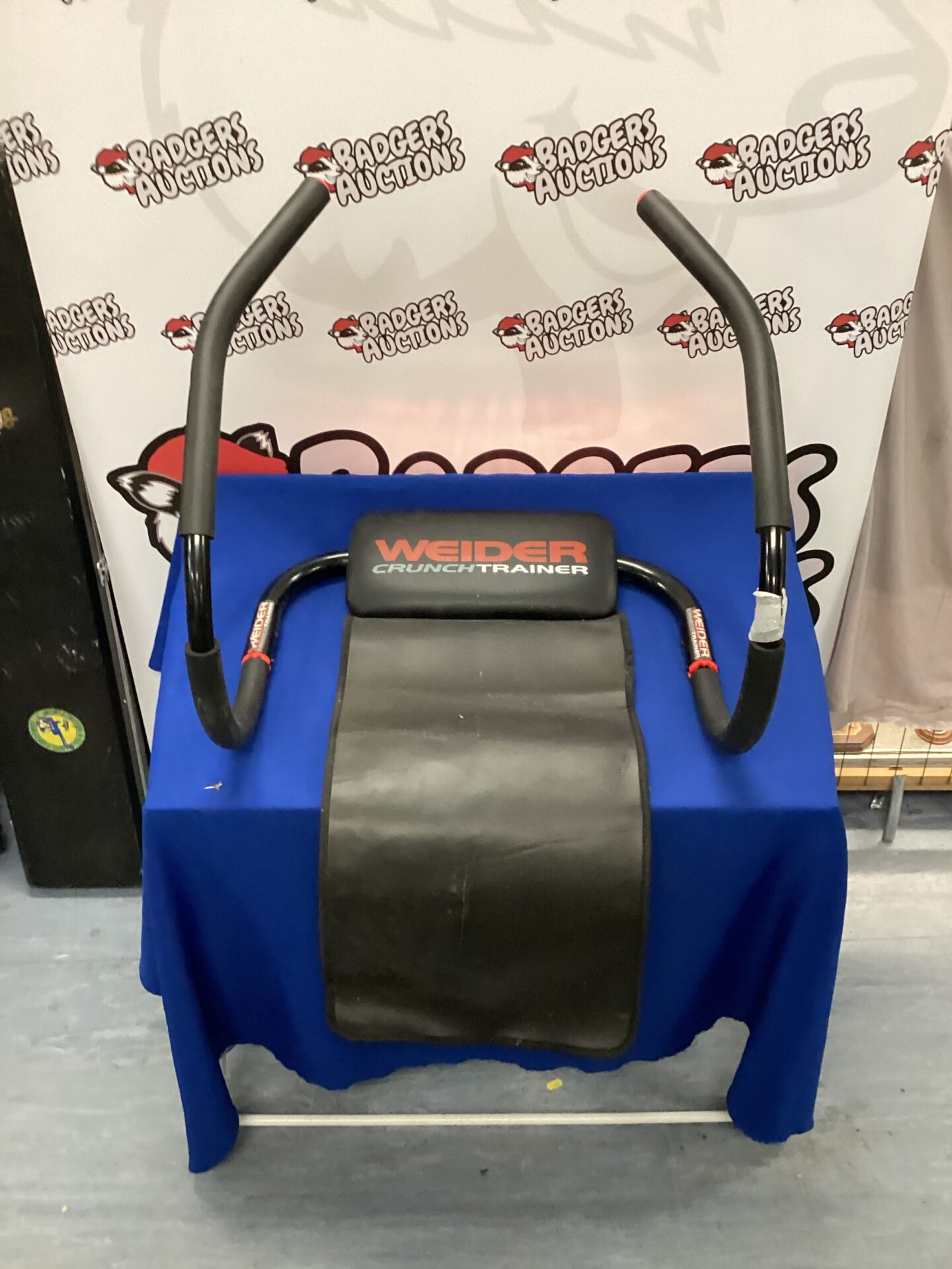 593 Weider crunch trainer