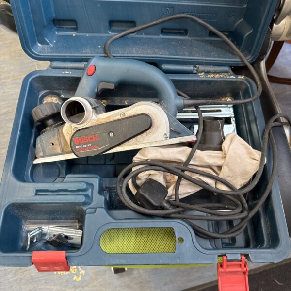 Bosch GHO 26-82 electric planer in its case.