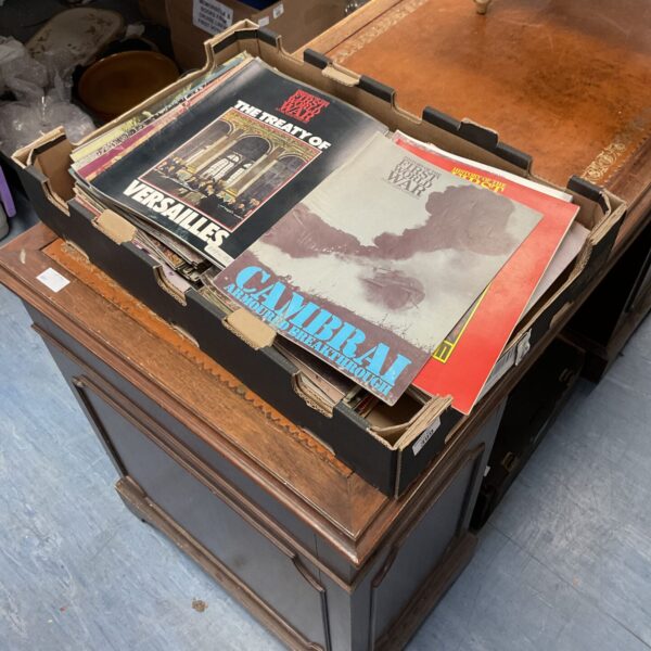 Tray of vintage world war one books for collectors.