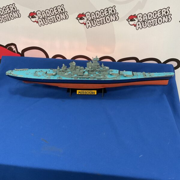 Detailed USS Missouri BB-63 battleship model ship for collectors.
