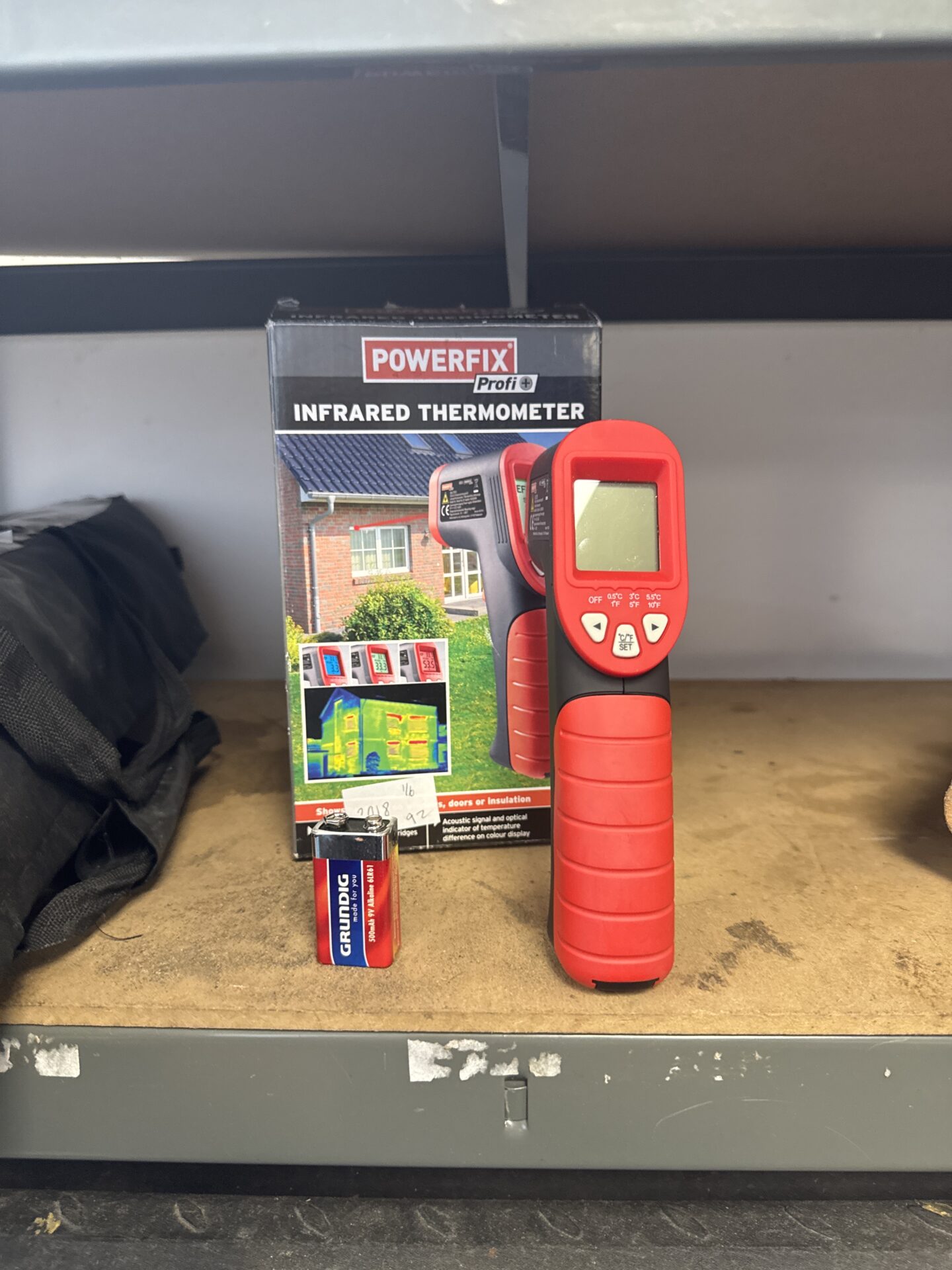 865 Powerfix infrared thermometer with battery – working