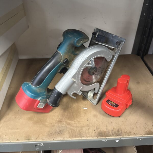 Used Makita cordless circular saw for DIY and cutting projects.