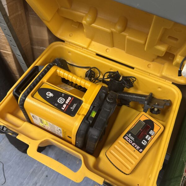 Open case showing Lb-100 laser beacon and Rod Eye 8 receiver.