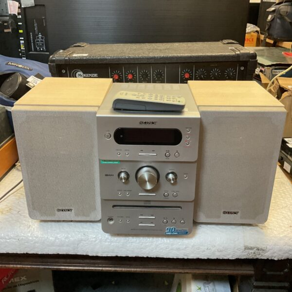 Sony CMT-GPX5 hifi system, vintage stereo with CD and cassette player.