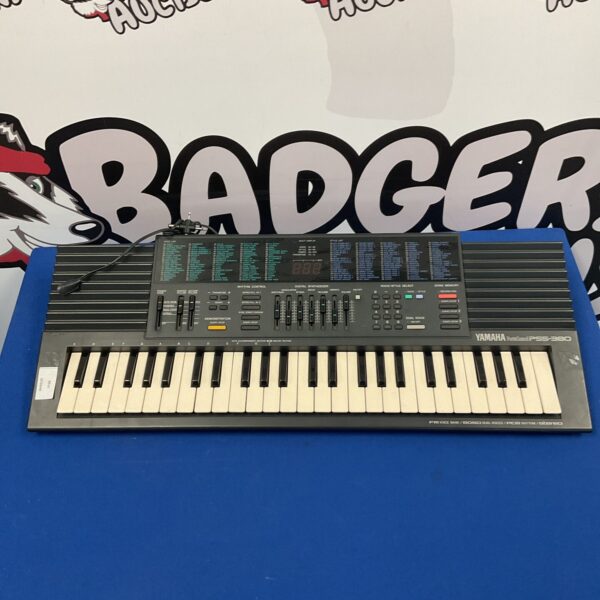 Vintage Yamaha PSS-380 keyboard, 1980s electronic instrument.