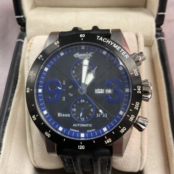 Close-up of the Ingersoll Bison No 32 watch with a blue dial.