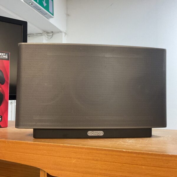 Front view of a Sonos Zone Player S5 wireless speaker.