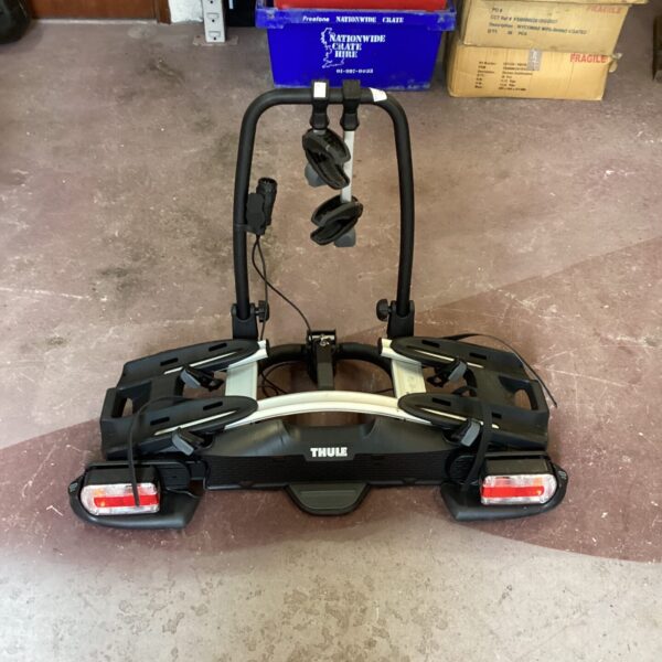 Thule ProRide 591 bike rack for car roof transport.