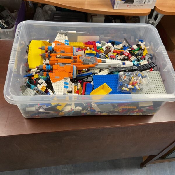 Large mixed lot of Lego with Star Wars pieces and figures.
