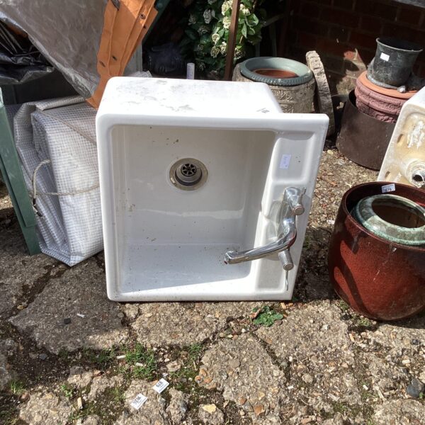 Vintage Belfast sink with a classic farmhouse style.