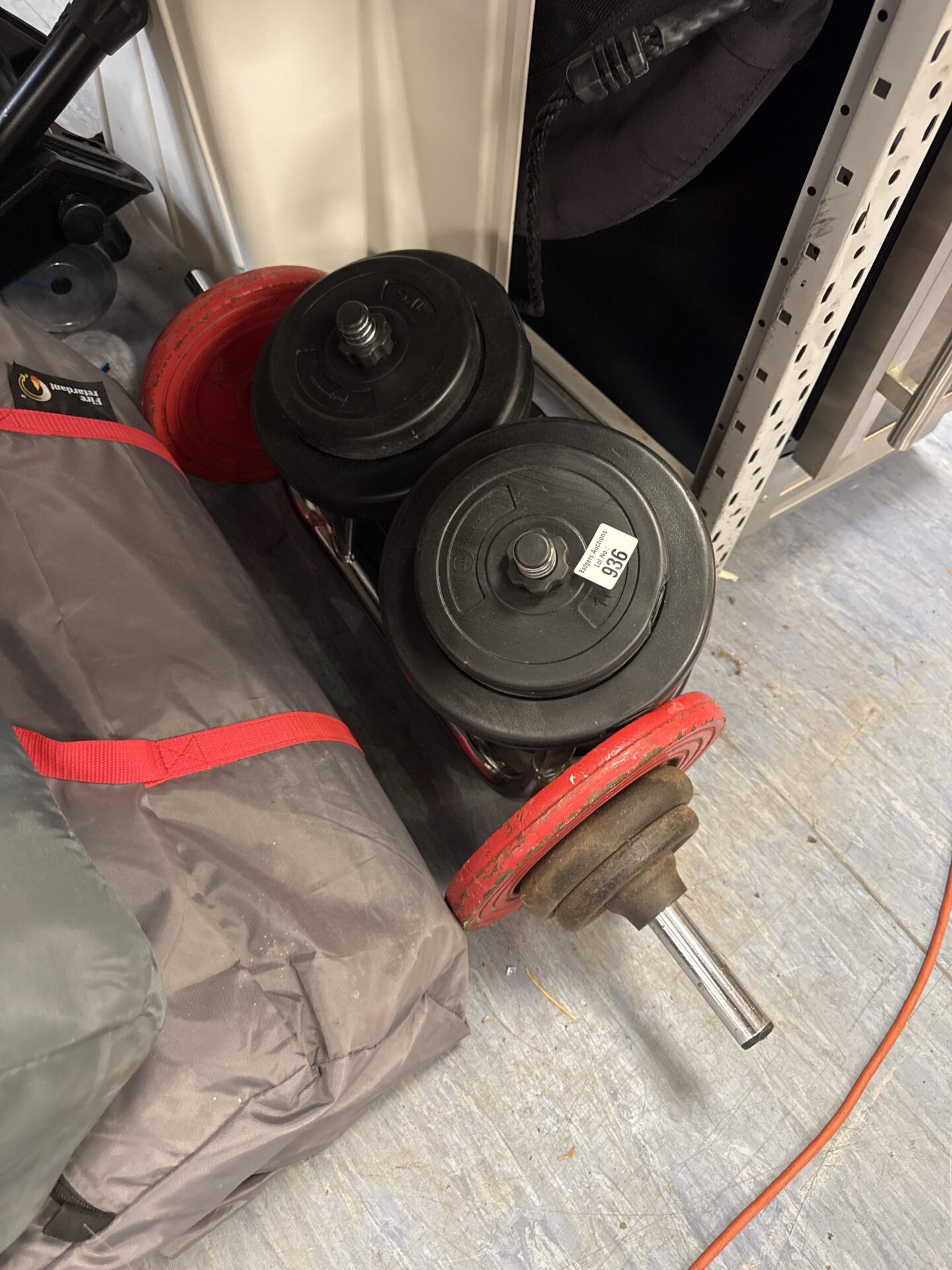 936 Selection of exercise weights