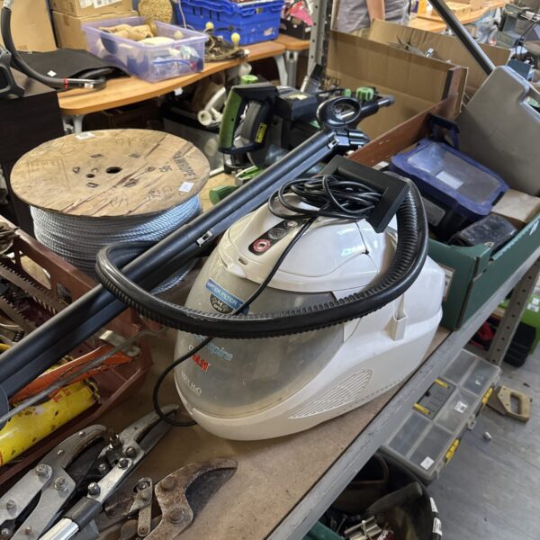 Polti Vaporetto Lecoaspira Max H2O steam cleaner appliance for floor cleaning.