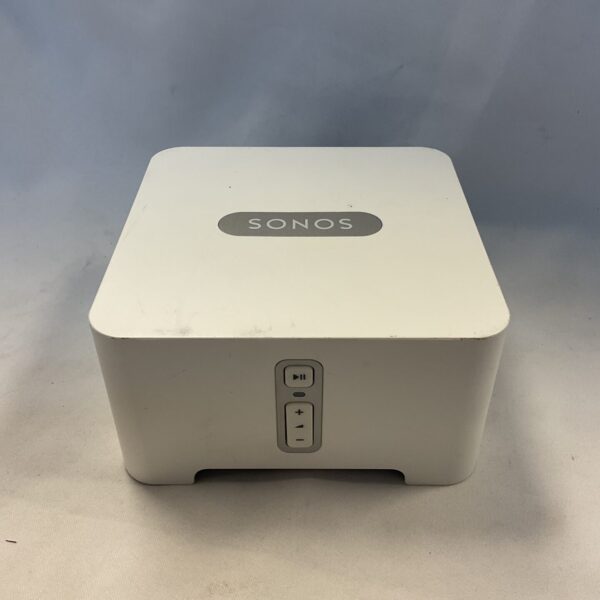 Sonos Connect wireless music streamer in a white finish.
