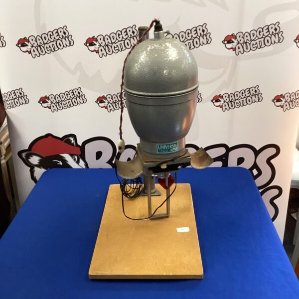 Vintage Universal Alpha photo enlarger for darkroom use.