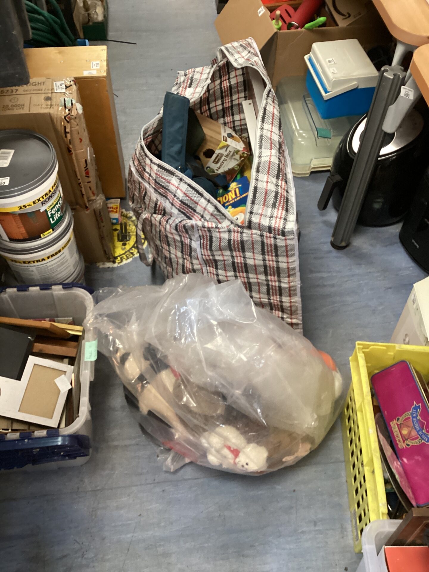 693 Bag of mixed house clearance inc new bird nesting box, bag of teddies & large london phone box print