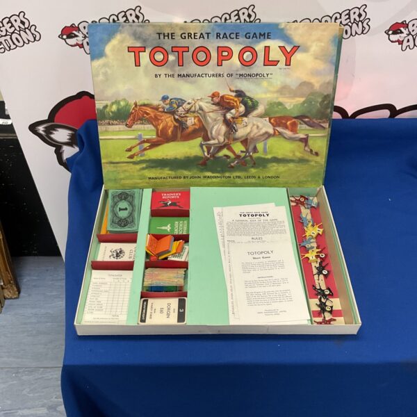 Vintage Totopoly game board with colourful racecourse design.