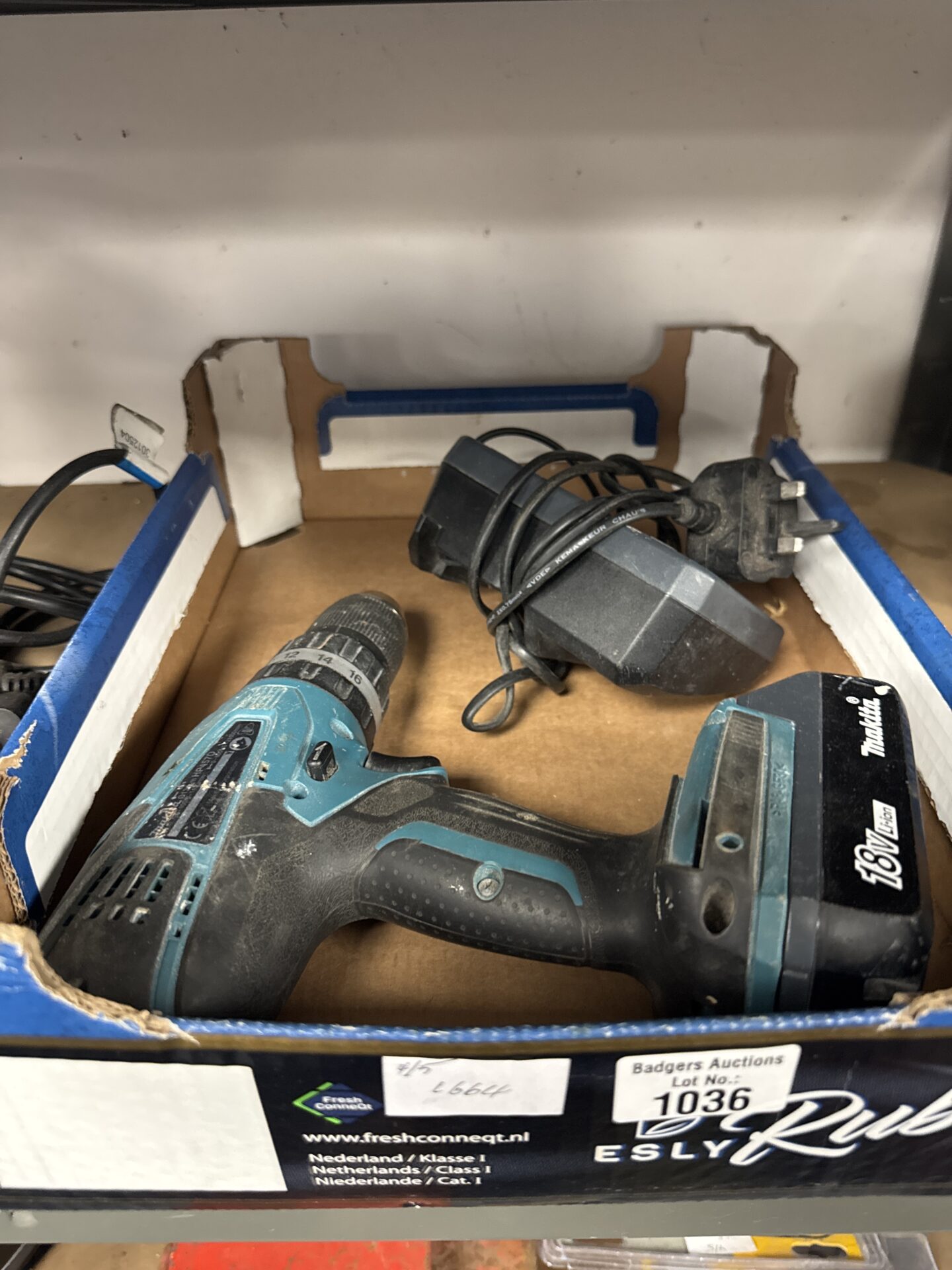 1036 Makita cordless drill with charger – untested