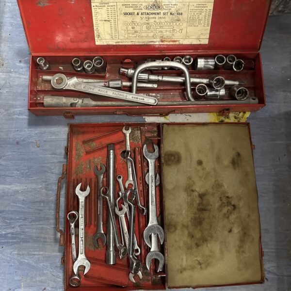 Vintage Gordon socket set in wooden case, workshop tools.